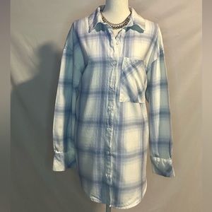 Blouses/flannels/button downs-2 for $20 or 3 for $30 (Mix & Match)